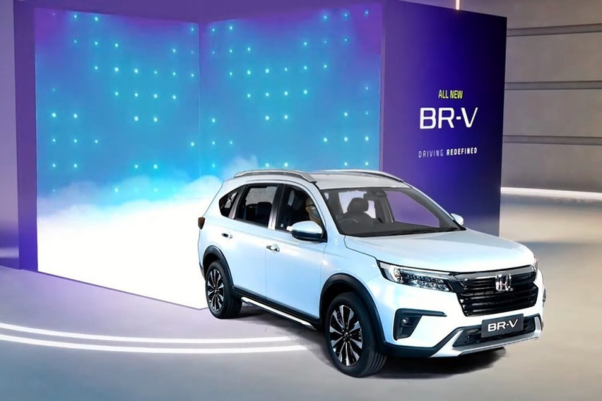 Honda BR-V 2022 chua cong bo gia, van co 1.600 khach 