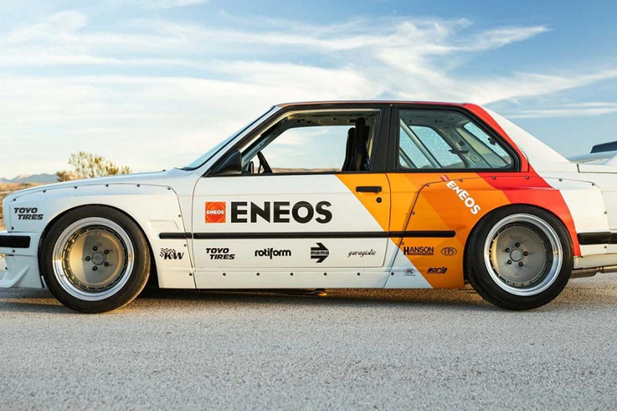 Chiec BMW 3 Series E30 su dung dong co Honda S2000 