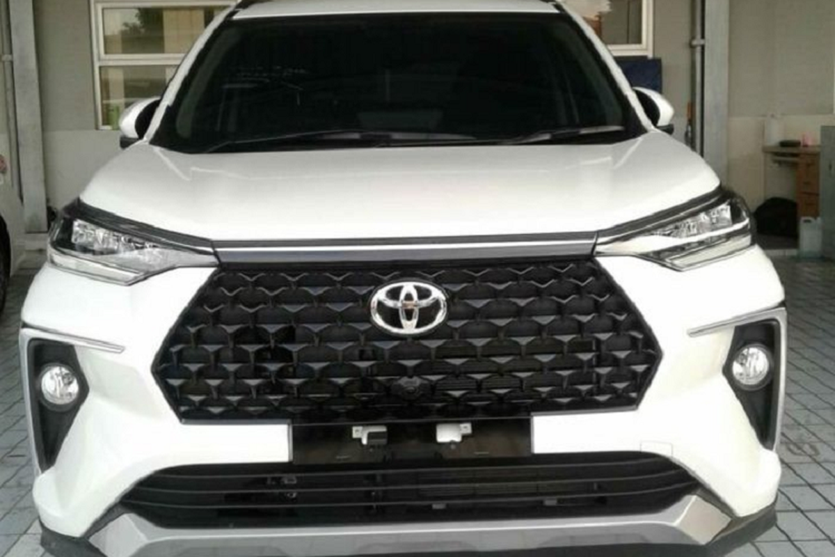 Toyota Veloz 2022 - phien ban the thao cua Avanza gia re lo dien-Hinh-2
