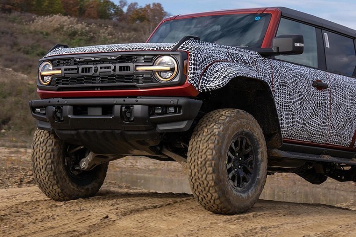 Ford Bronco Raptor 2023 lo dien, se dung dong co EcoBoost 3.5L?-Hinh-3