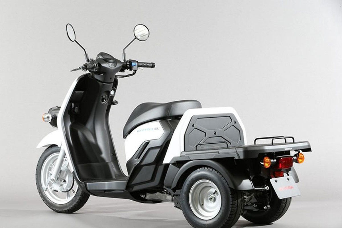 Honda Gyro Canopy:e - scooter 3 banh dien tu 142 trieu dong-Hinh-4