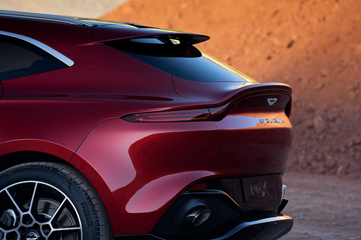 Aston Martin DBX thu 2 mau doc ve Viet Nam, hon 16 ty dong-Hinh-6