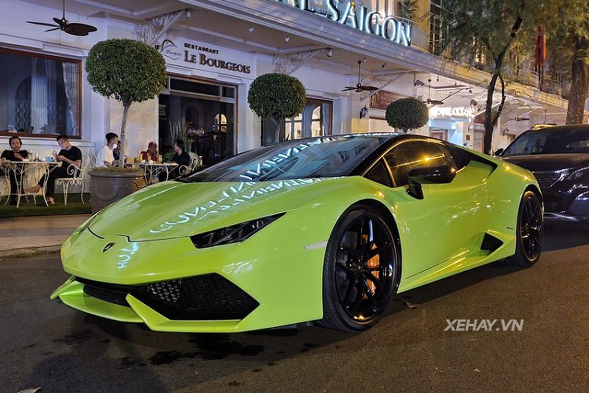 Lamborghini Huracan 15 ty, mau doc nhat Viet Nam bat ngo “lot xac”