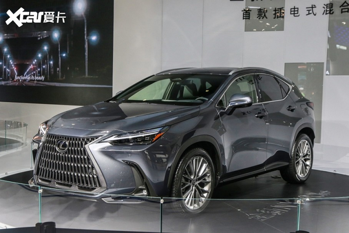 Can canh Lexus NX 400h+ 2022 