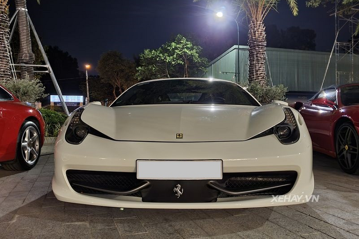 “Ngua gia” Ferrari 458 Italia hon 10 nam tuoi mau doc nhat Viet Nam-Hinh-4