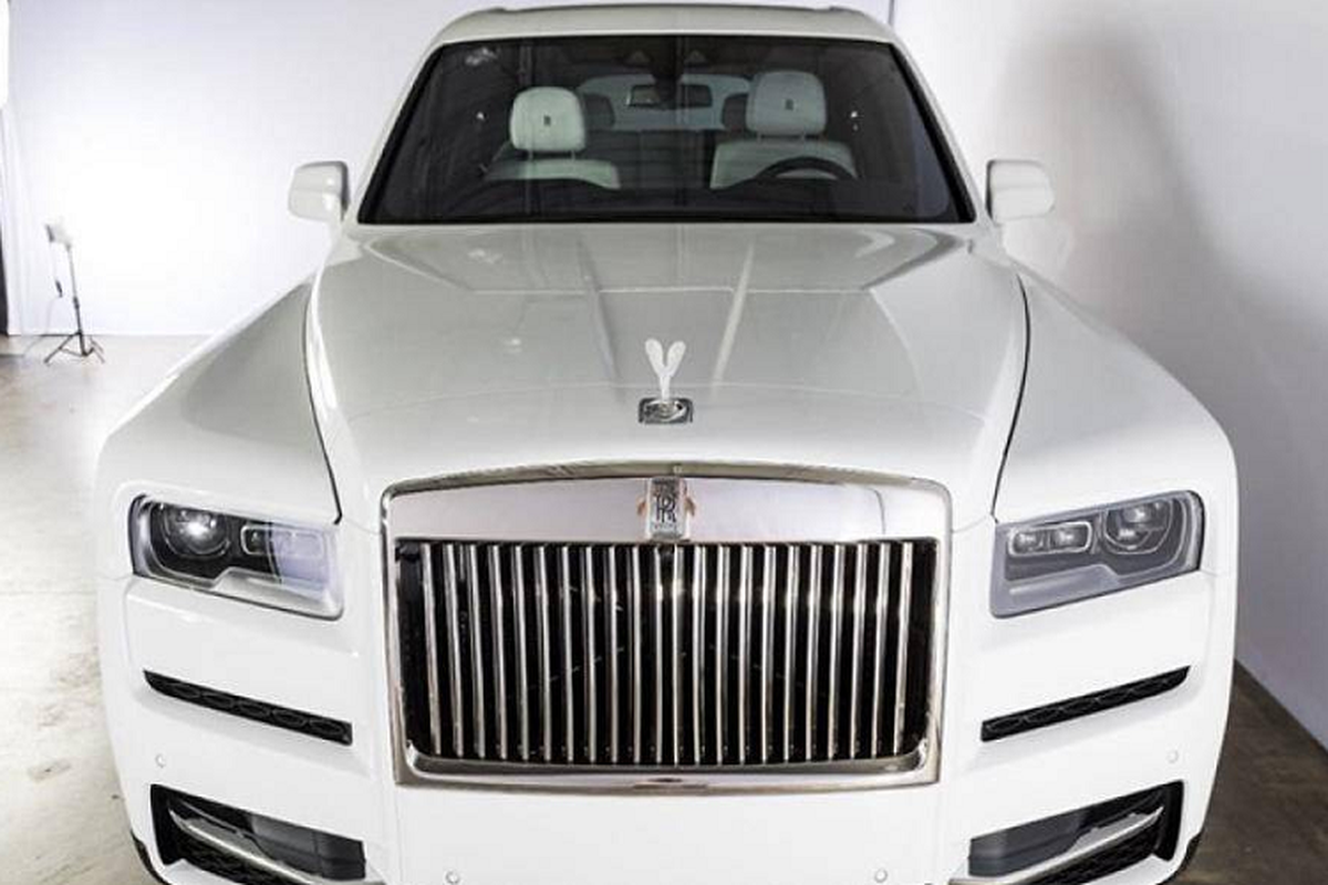 Rolls-Royce Cullinan hon 40 ty cua Minh Nhua 