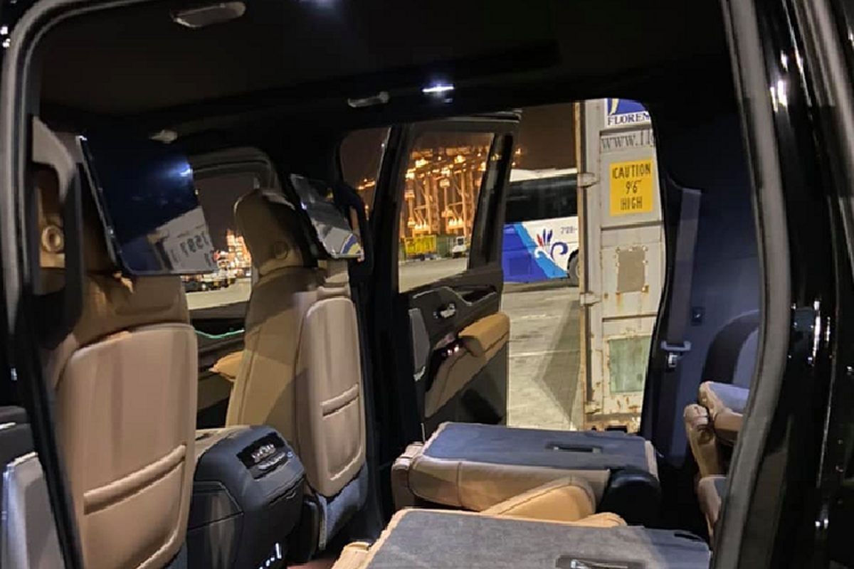 Hoang Kim Khanh mang “can ve” Cadillac Escalade chuc ty ra Ha Noi-Hinh-4