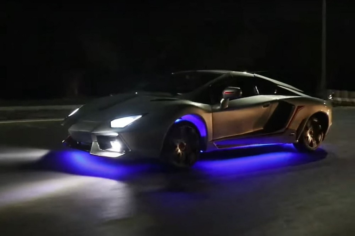 Chiec Lamborghini Aventador 