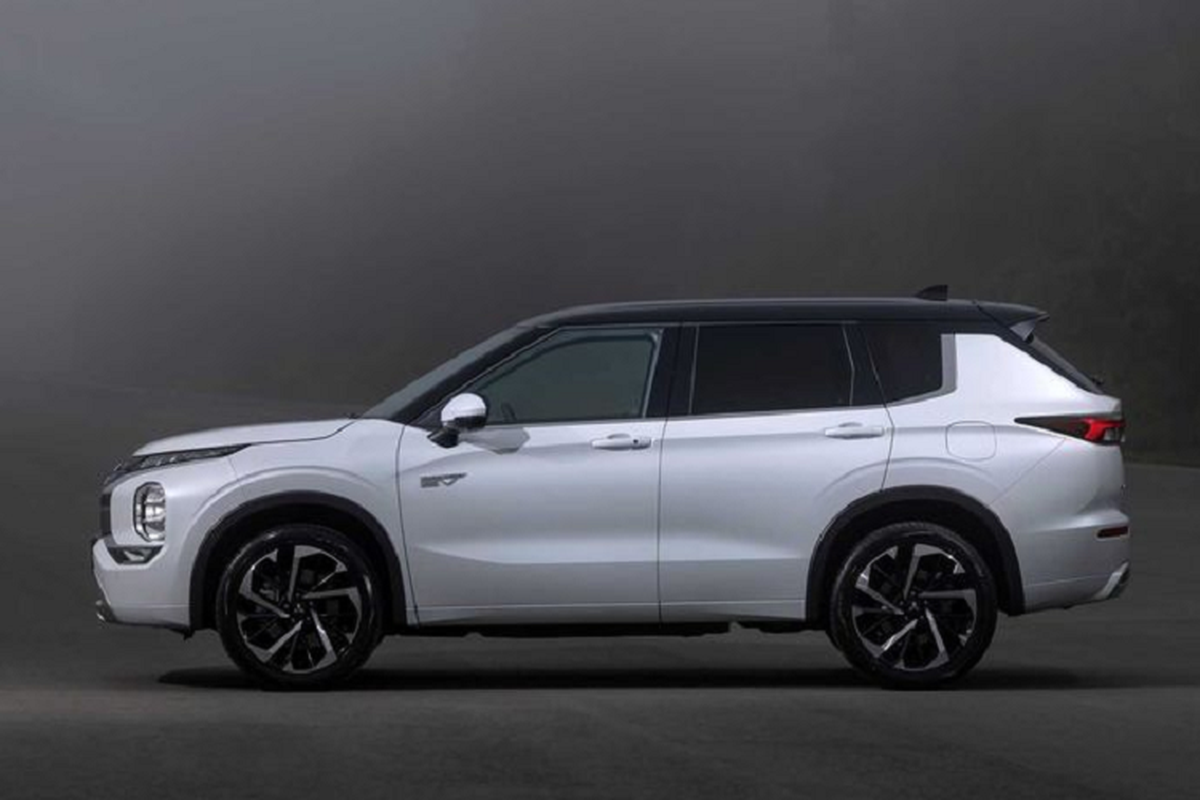 Mitsubishi Outlander PHEV 2022 “chay hang”, luong dat xe tang 7 lan-Hinh-8