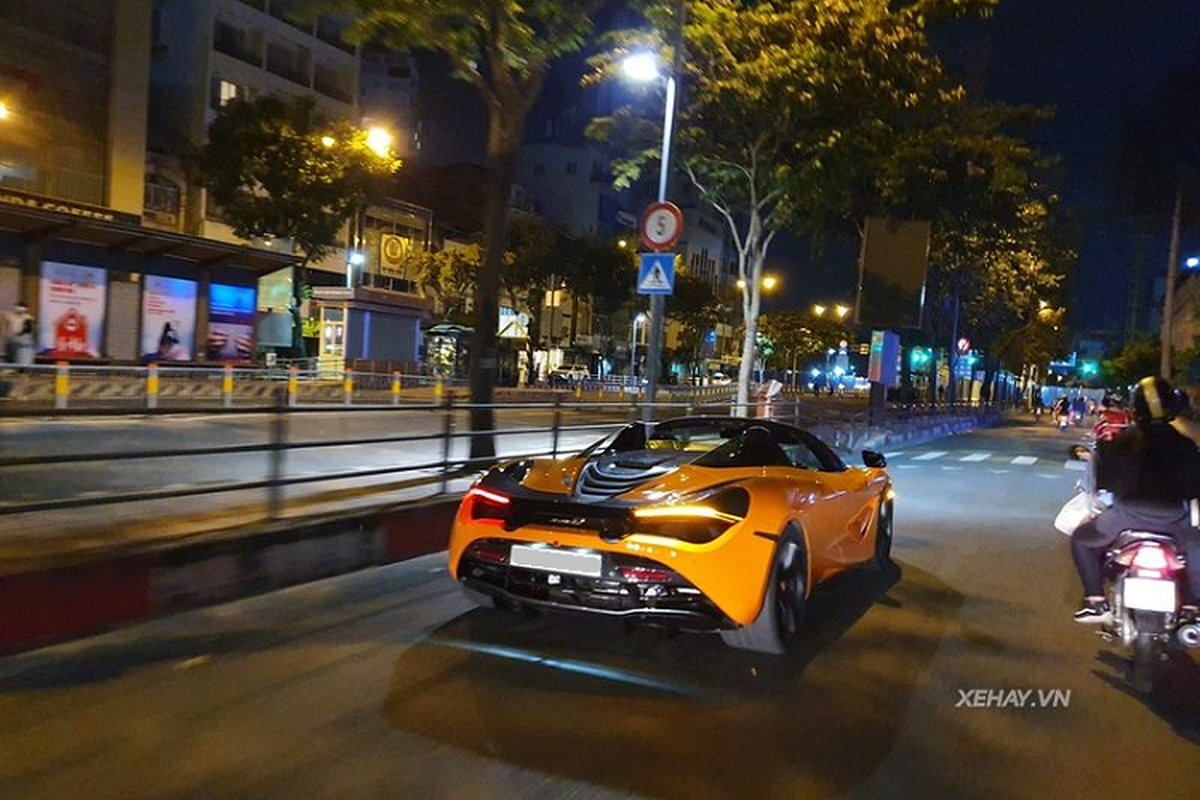 Ngam McLaren 720S Spider hang doc, 