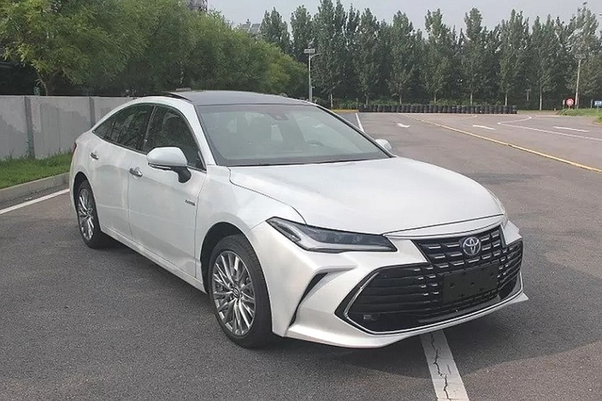 Chiec Toyota Avalon 2022 