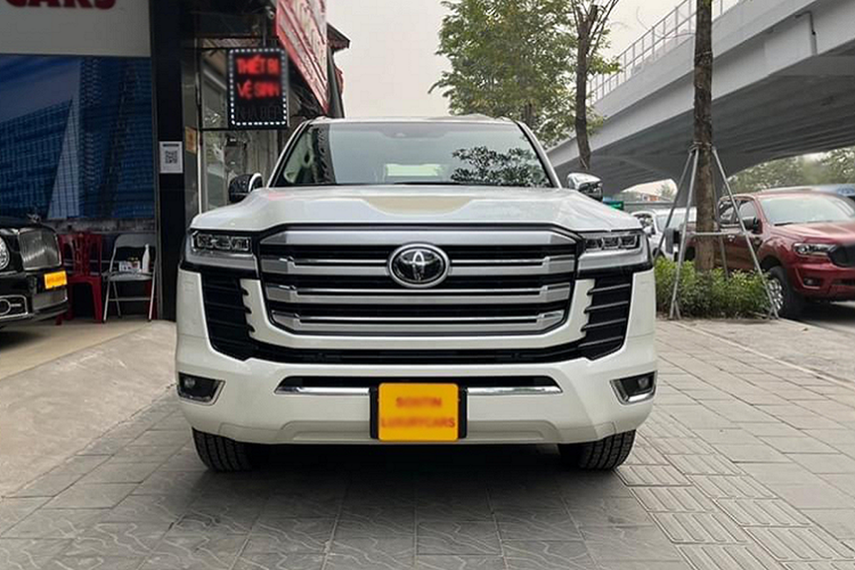 Can canh Toyota Land Cruiser 2022 dac biet, hon 6 ty tai Ha Noi-Hinh-3