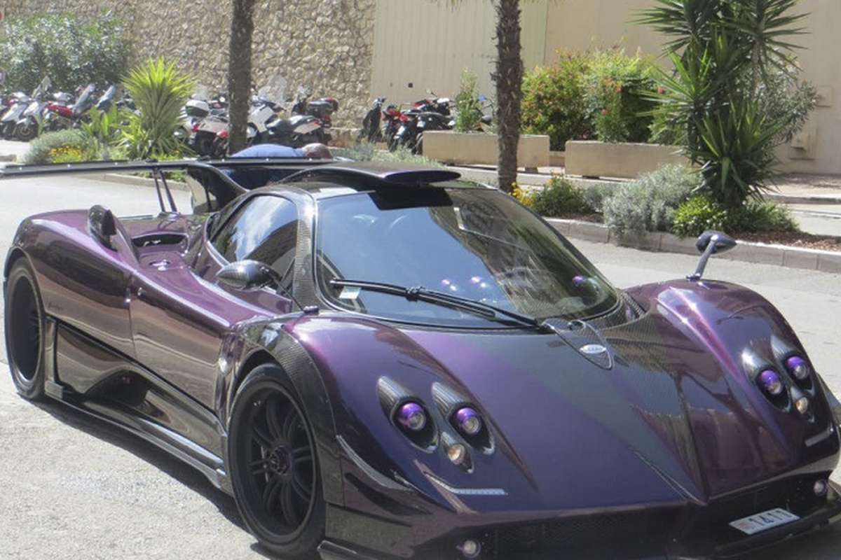 Lewis Hamilton rao ban sieu xe Pagani Zonda 760LH 