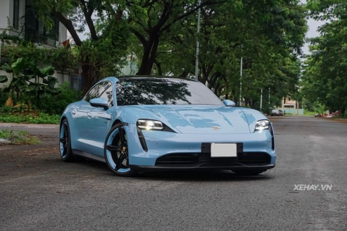 Porsche Taycan gan 6 ty mau Frozen Blue Metallic 