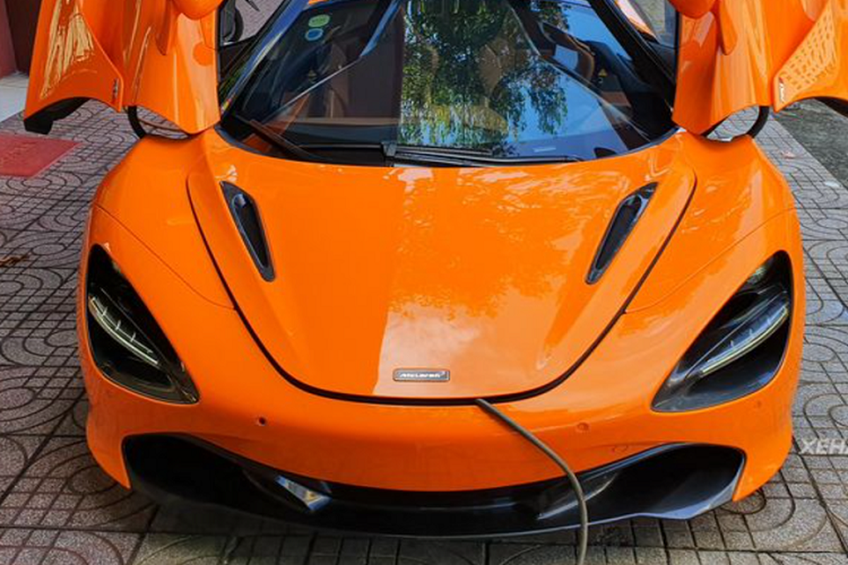 McLaren 720S mau cam 