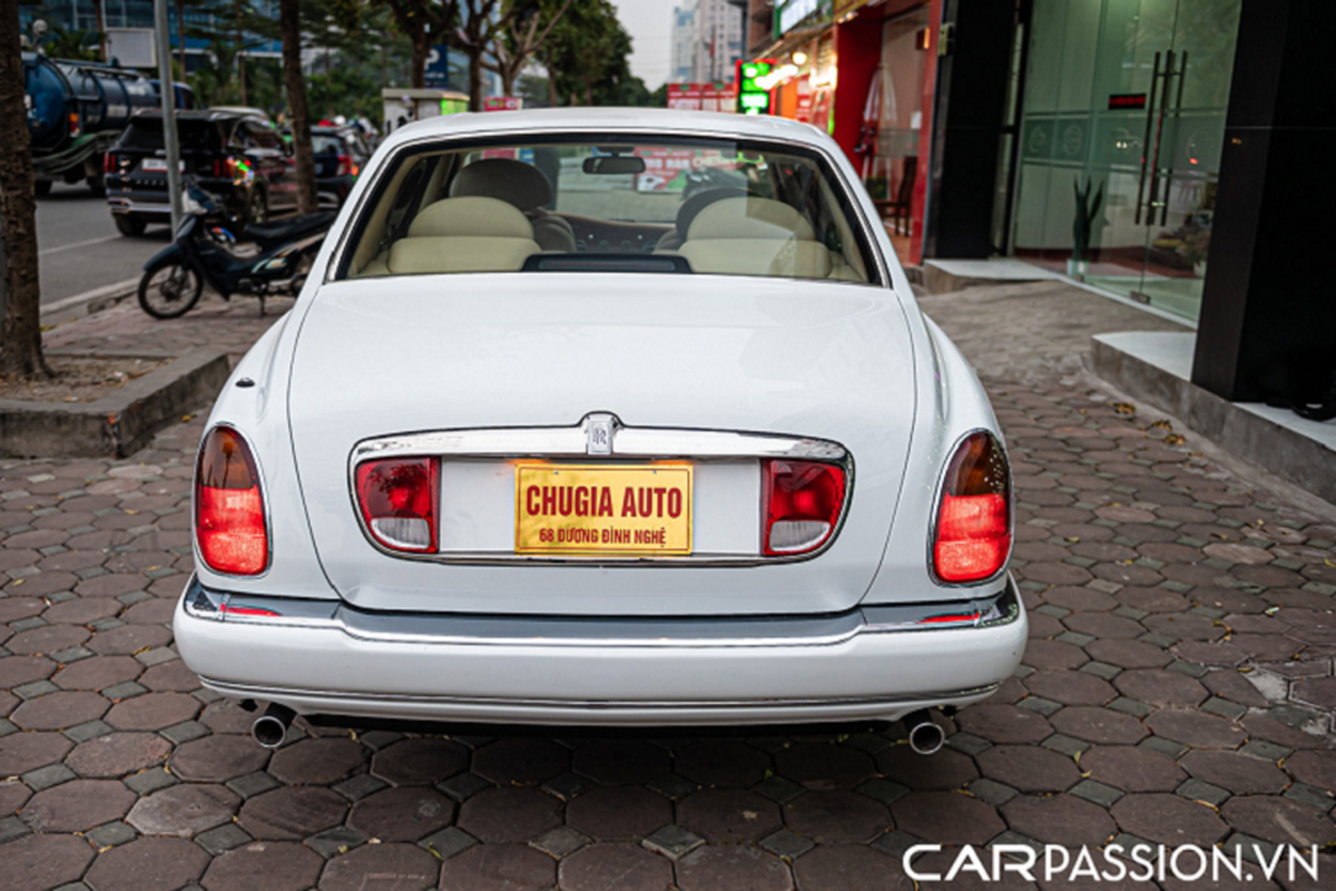 Rolls-Royce Silver Seraph hon 20 tuoi, nhinh 7 ty tai Viet Nam?-Hinh-13