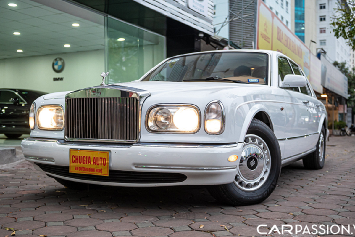 Rolls-Royce Silver Seraph hon 20 tuoi, nhinh 7 ty tai Viet Nam?