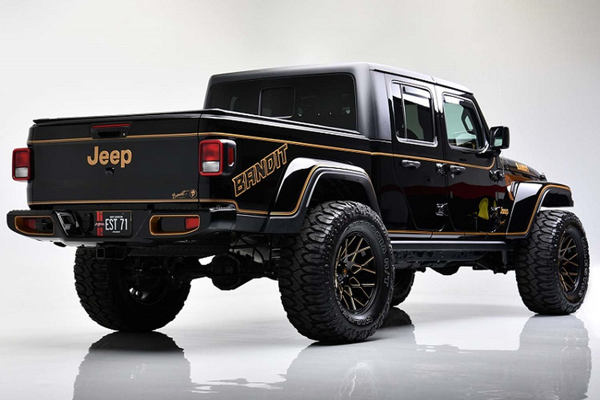 Dau gia Jeep Gladiator Bandit Outlaw 