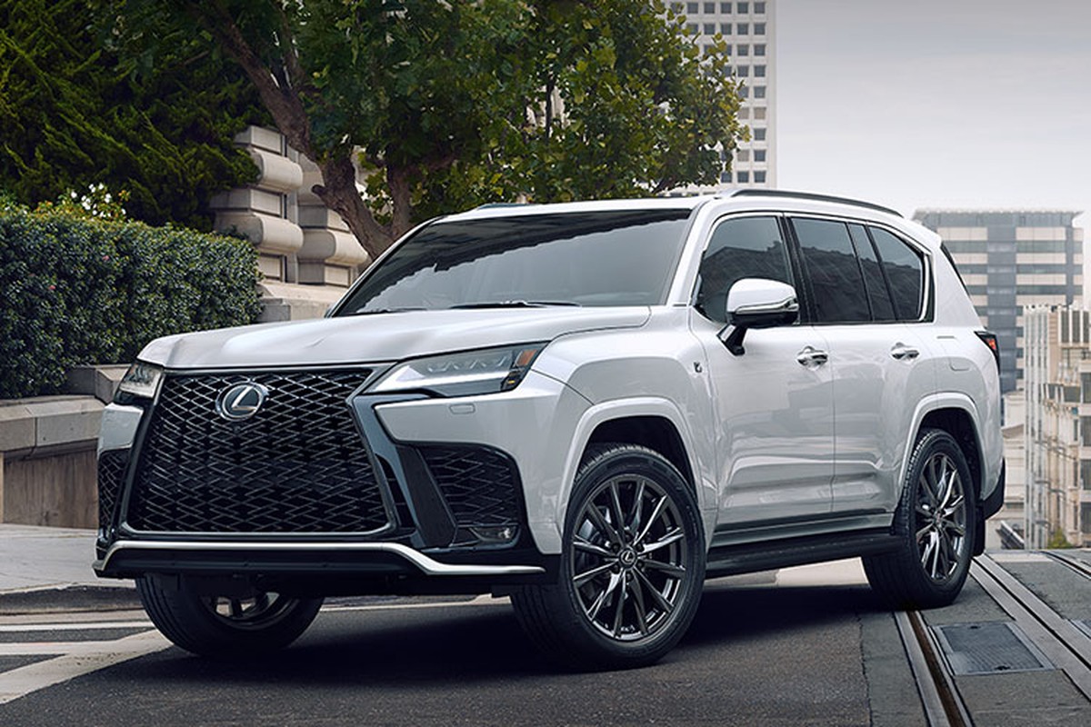 Lexus LX 600 2022 tu 2,5 ty dong, khach hang cho 2 nam nhan xe?-Hinh-7