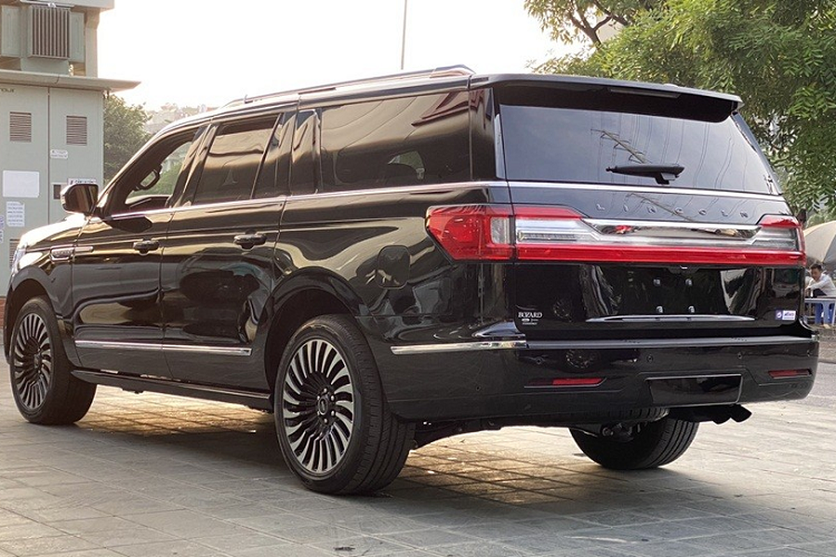 Dai gia dat mo chi 48 ty tau Maybach S680, G63 va Lincoln-Hinh-10