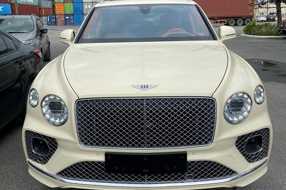 Vo chong dai gia U60 Bac Ninh tau Bentley Bentayga V8 hon 20 ty-Hinh-7