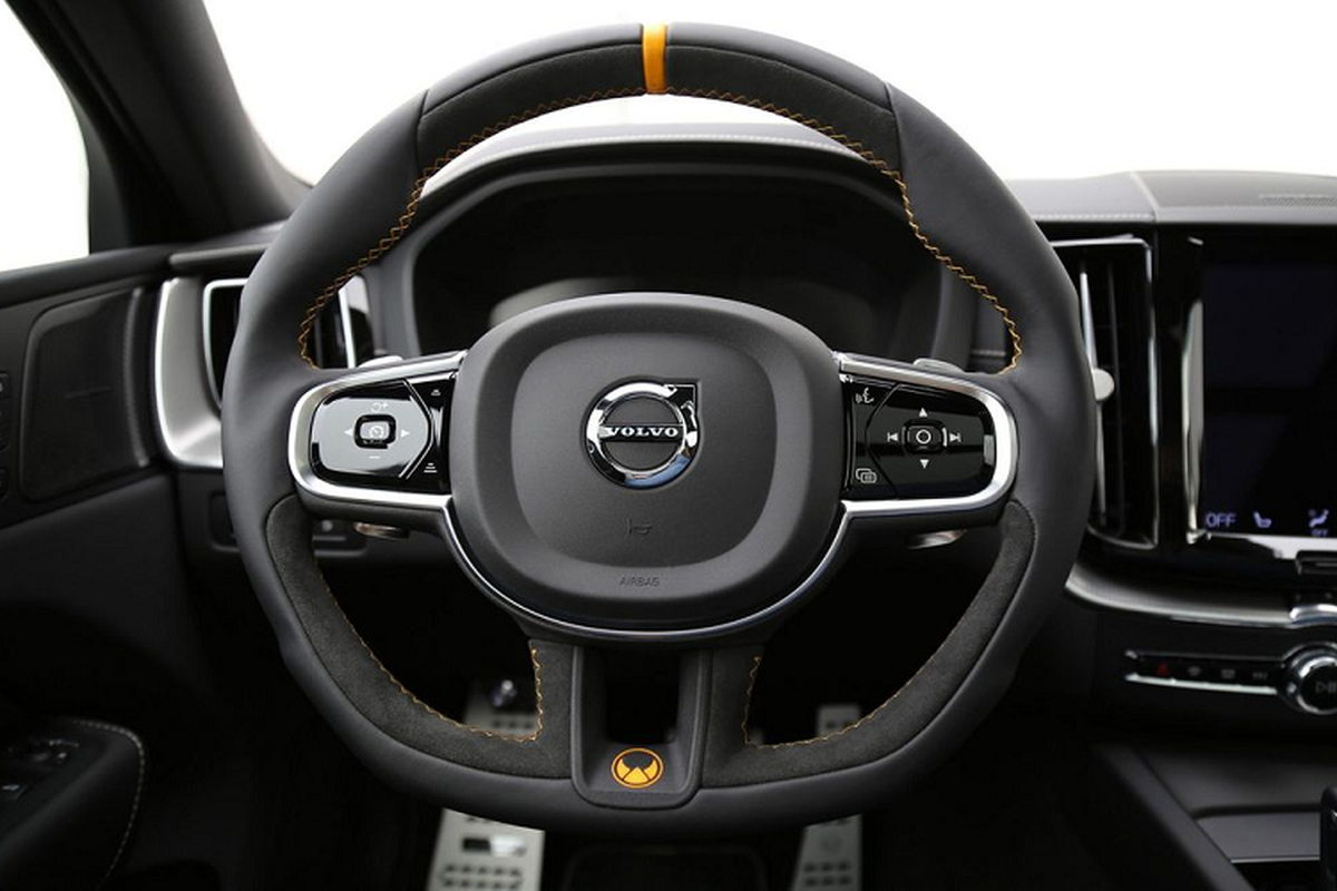 Volvo XC60 2022 