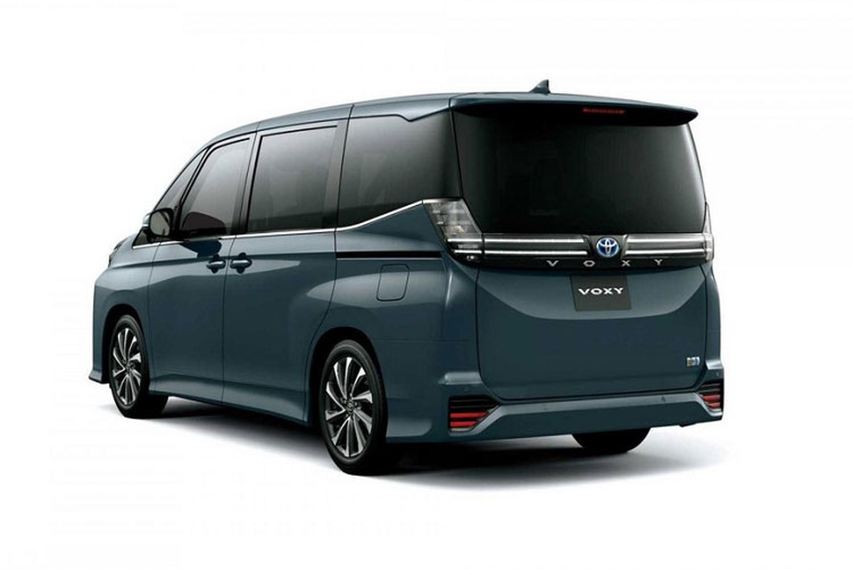 Toyota Noah va Voxy 2022 gia re 