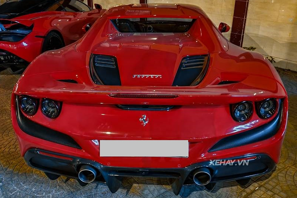 Ferrari F8 Spider hon 20 ty “tha dang” o Sai Gon truoc gio don Tet-Hinh-6