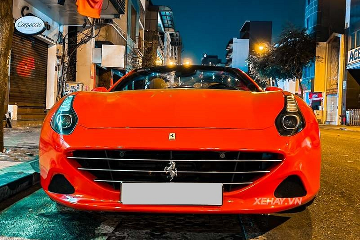 Ferrari California T tien ty, thay ao do ruc choi Tet Sai Gon-Hinh-5