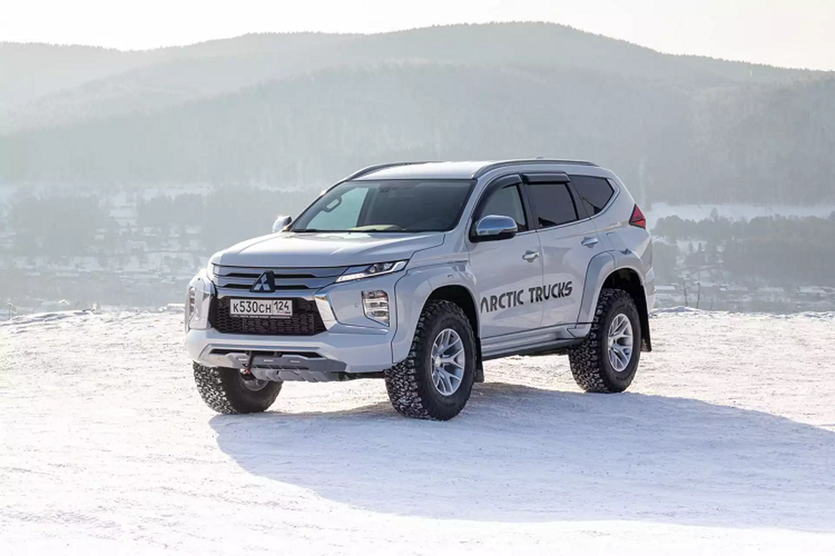 Mitsubishi Pajero Sport ham ho voi goi do offroad Artic Trucks-Hinh-2