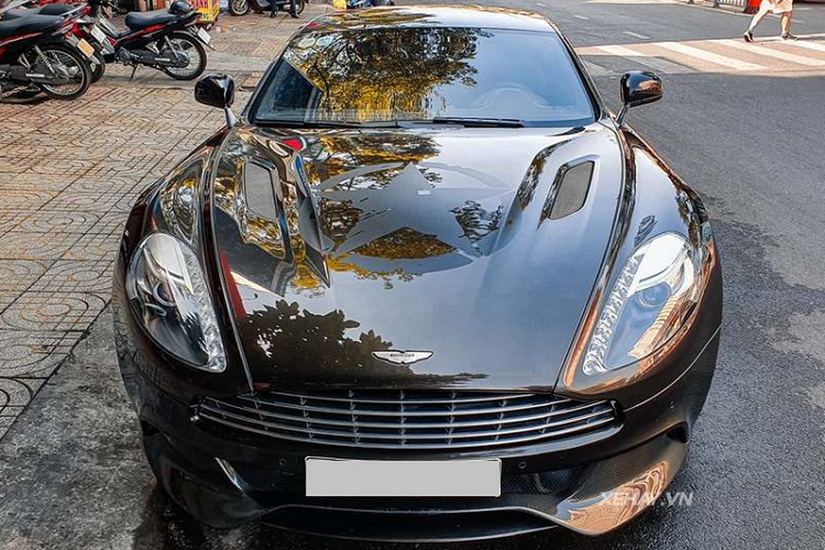 Aston Martin Vanquish sieu hiem cua 