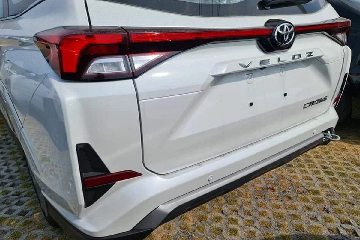 Toyota Veloz Cross 2022 tu 600 trieu da 