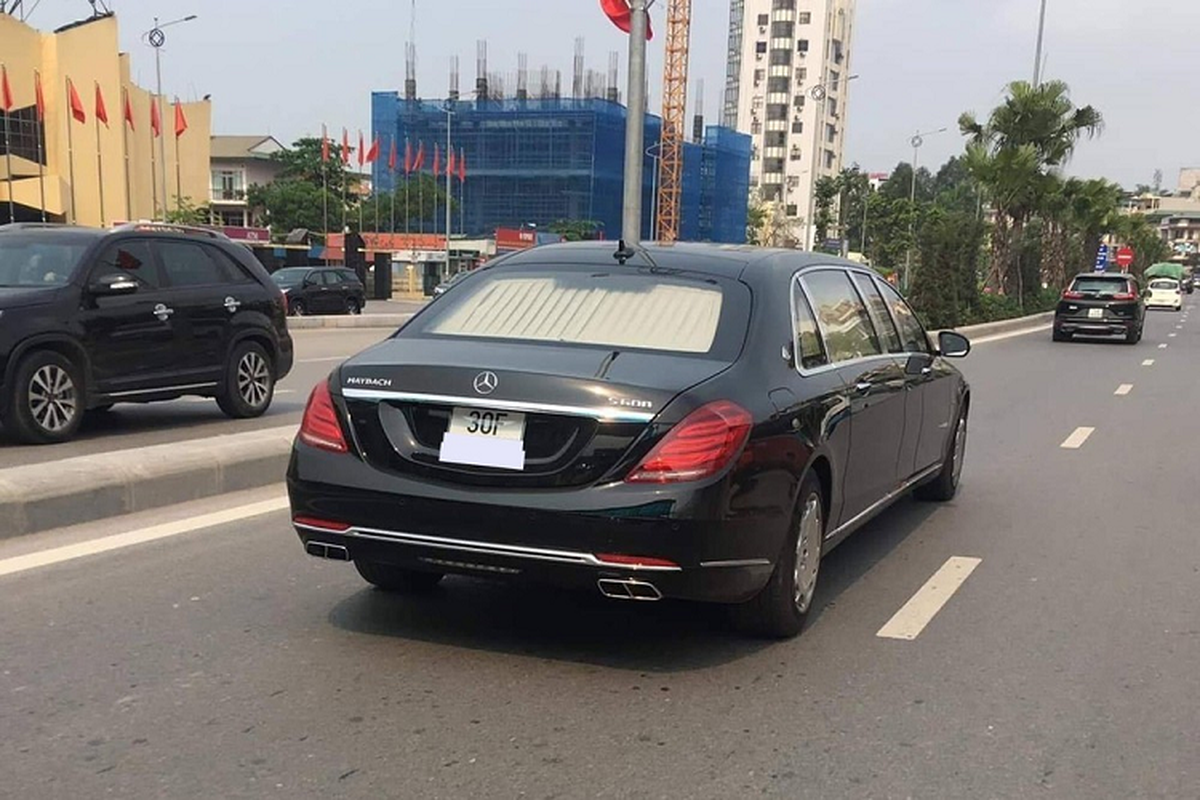 Tan thay Mercedes-Maybach S600 Pullman hon 34 ty cua dai gia FLC-Hinh-2