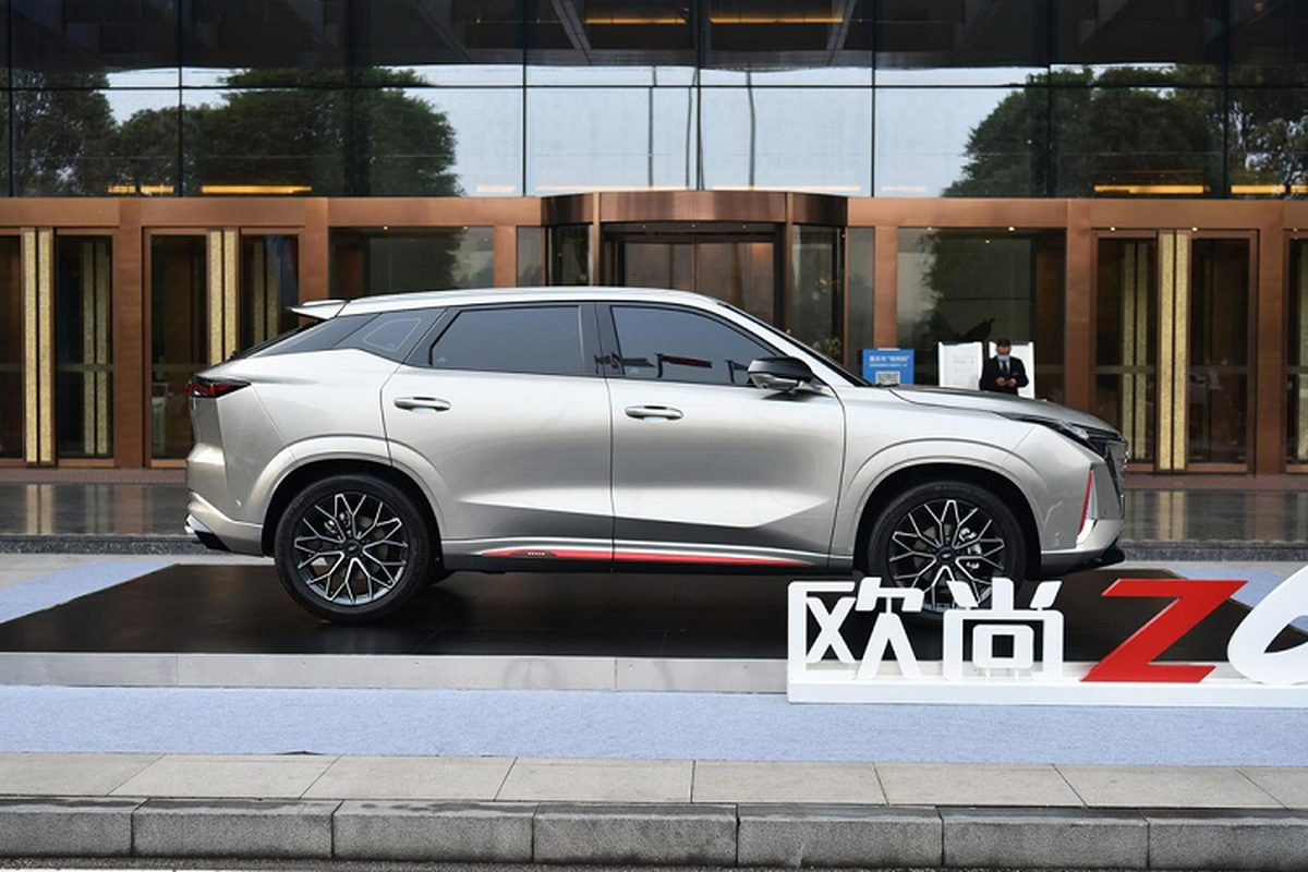 Changan Oshan Z6 - SUV Trung Quoc so huu noi that toi 3 man hinh-Hinh-3