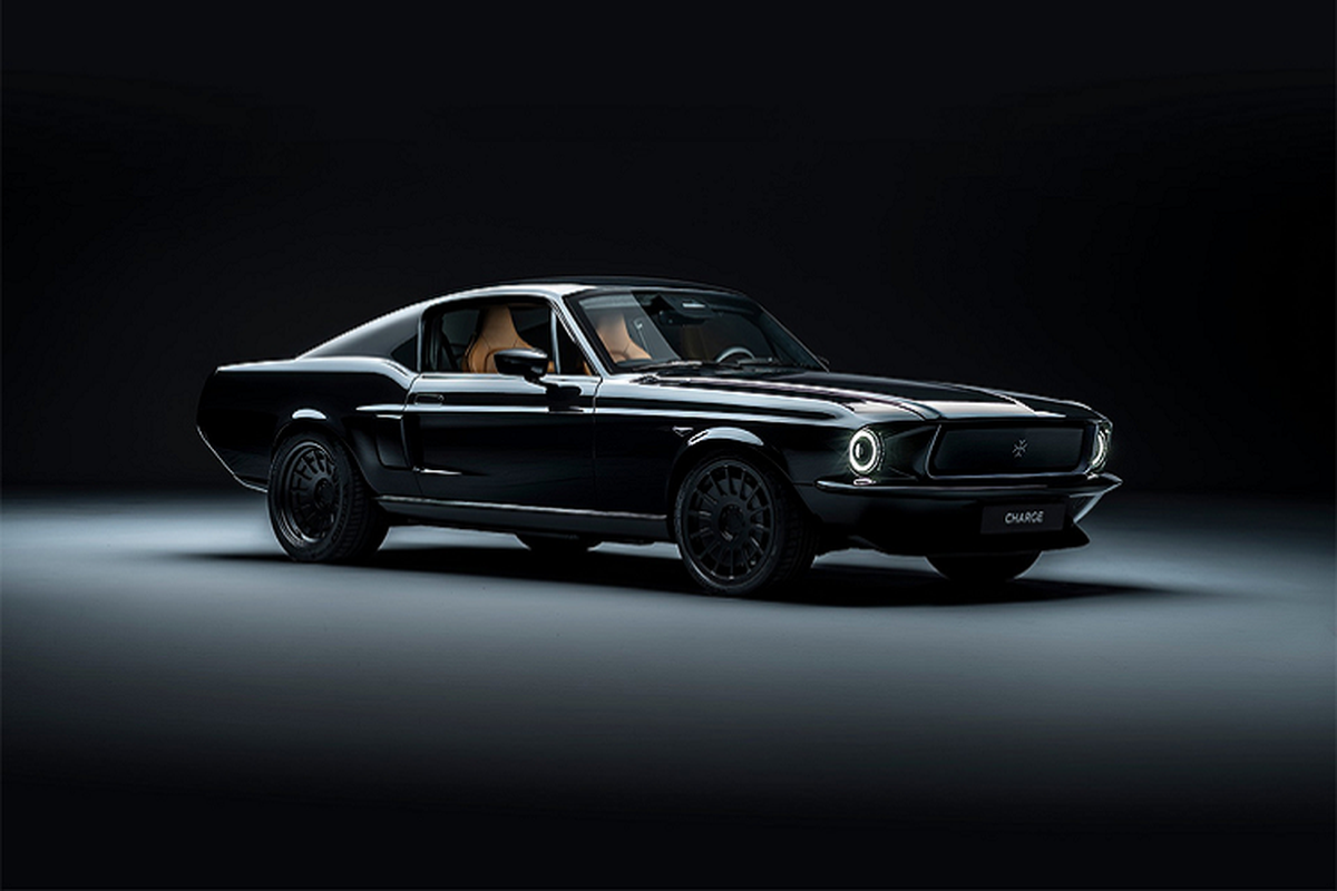 Ford Mustang 1967 thay het 