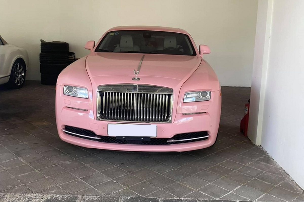 Ngam Rolls-Royce Wraith mau hong cua 