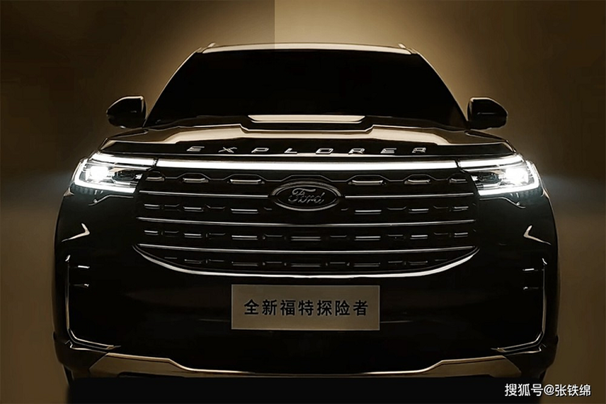 Ford Explorer 2022 tai Trung Quoc khac biet gi xe o Viet Nam?-Hinh-3