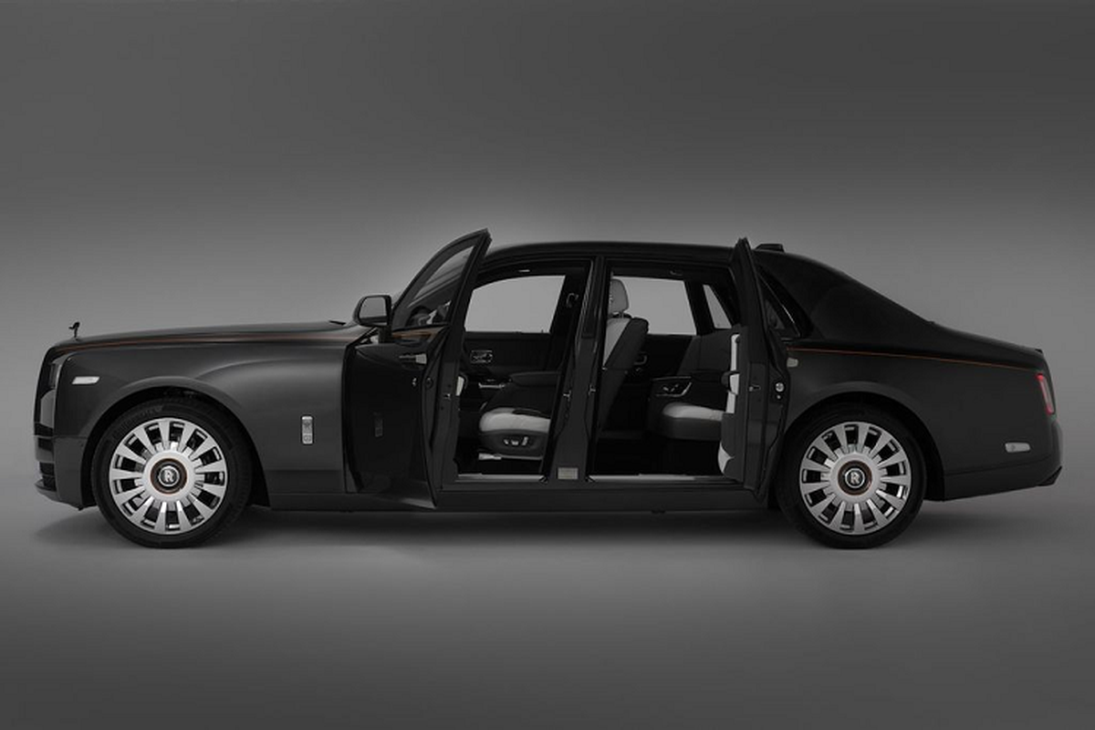 Rolls-Royce Phantom VIII so huu 150 tam carbon “doc nhat vo nhi”-Hinh-8