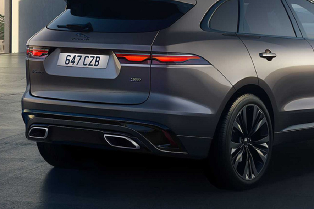 Jaguar F-Pace 400 va 300 Sport ra mat dong co 6 xi-lanh thang hang-Hinh-6