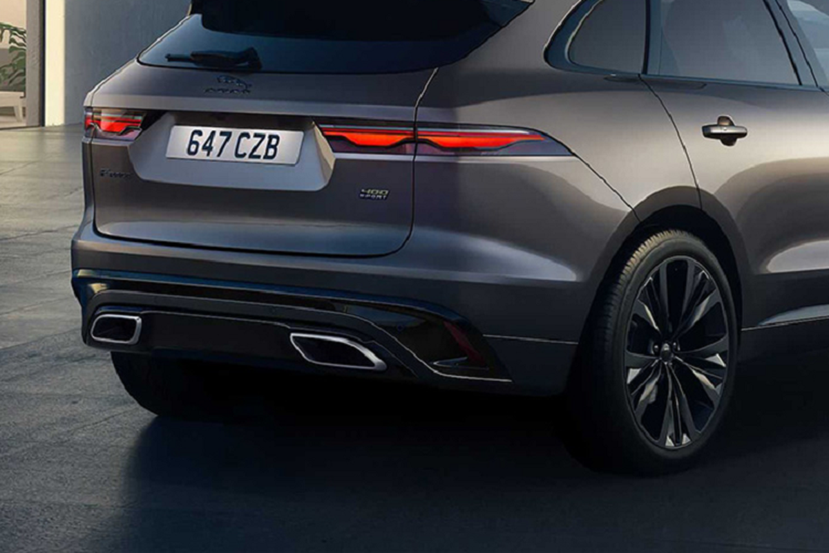 Jaguar F-Pace 400 va 300 Sport ra mat dong co 6 xi-lanh thang hang-Hinh-7