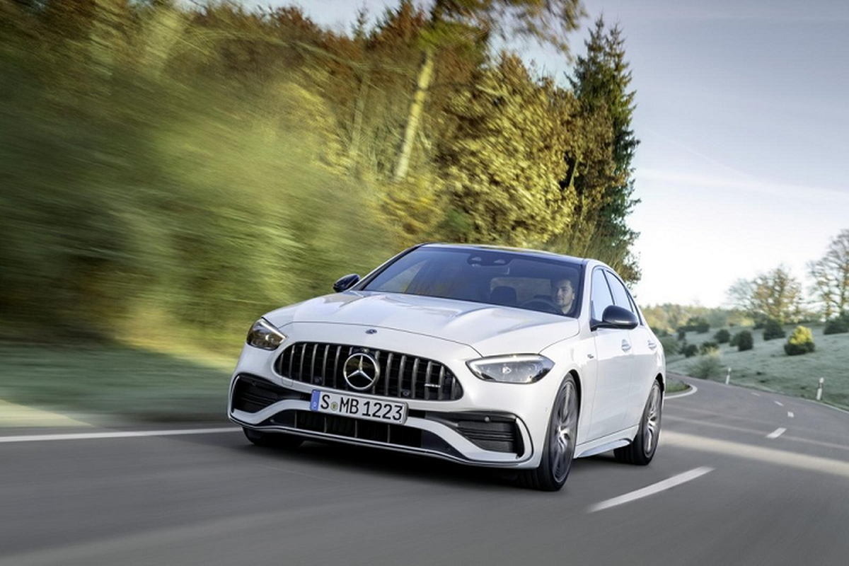 Ngam Mercedes-AMG C43 4Matic 2023, 