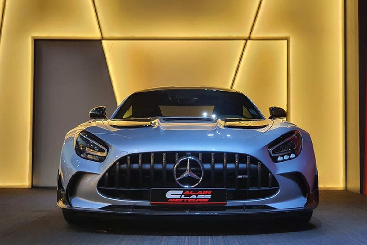 Dang Le Nguyen Vu sap tau Mercedes-AMG GT Black Series hon 15 ty?