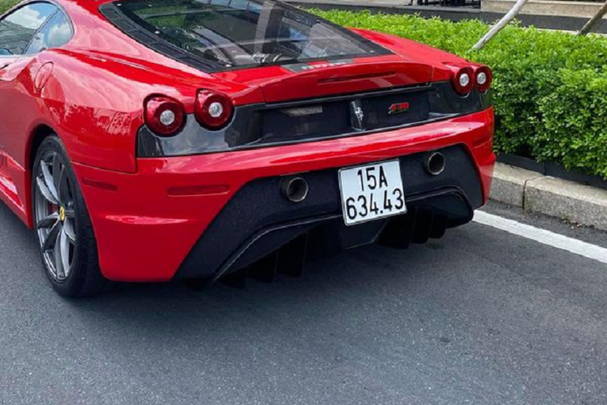 Chi tiet Ferrari 430 Scuderia 