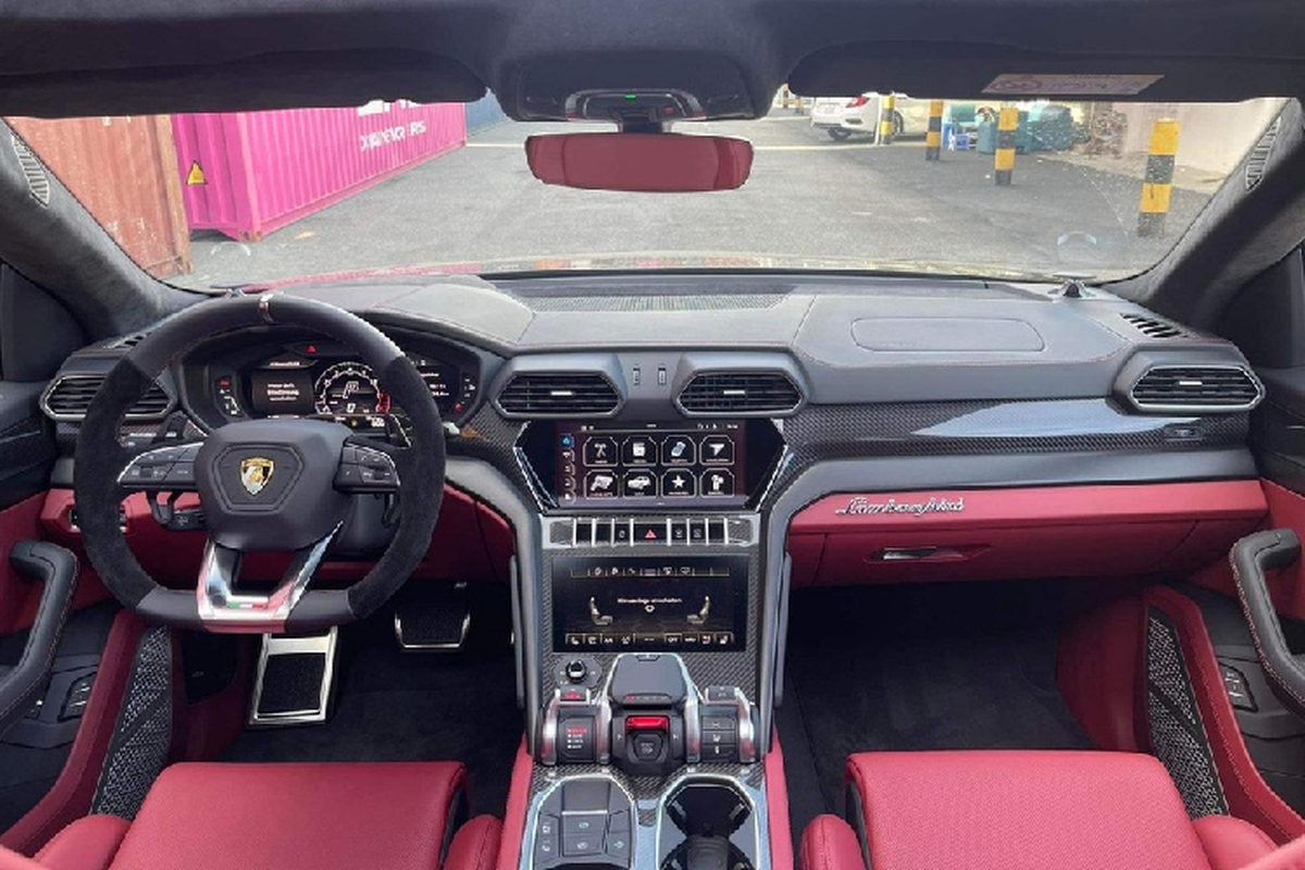 Lamborghini Urus hon 20 ty, nhap tu un un “no don” ve Viet Nam-Hinh-4