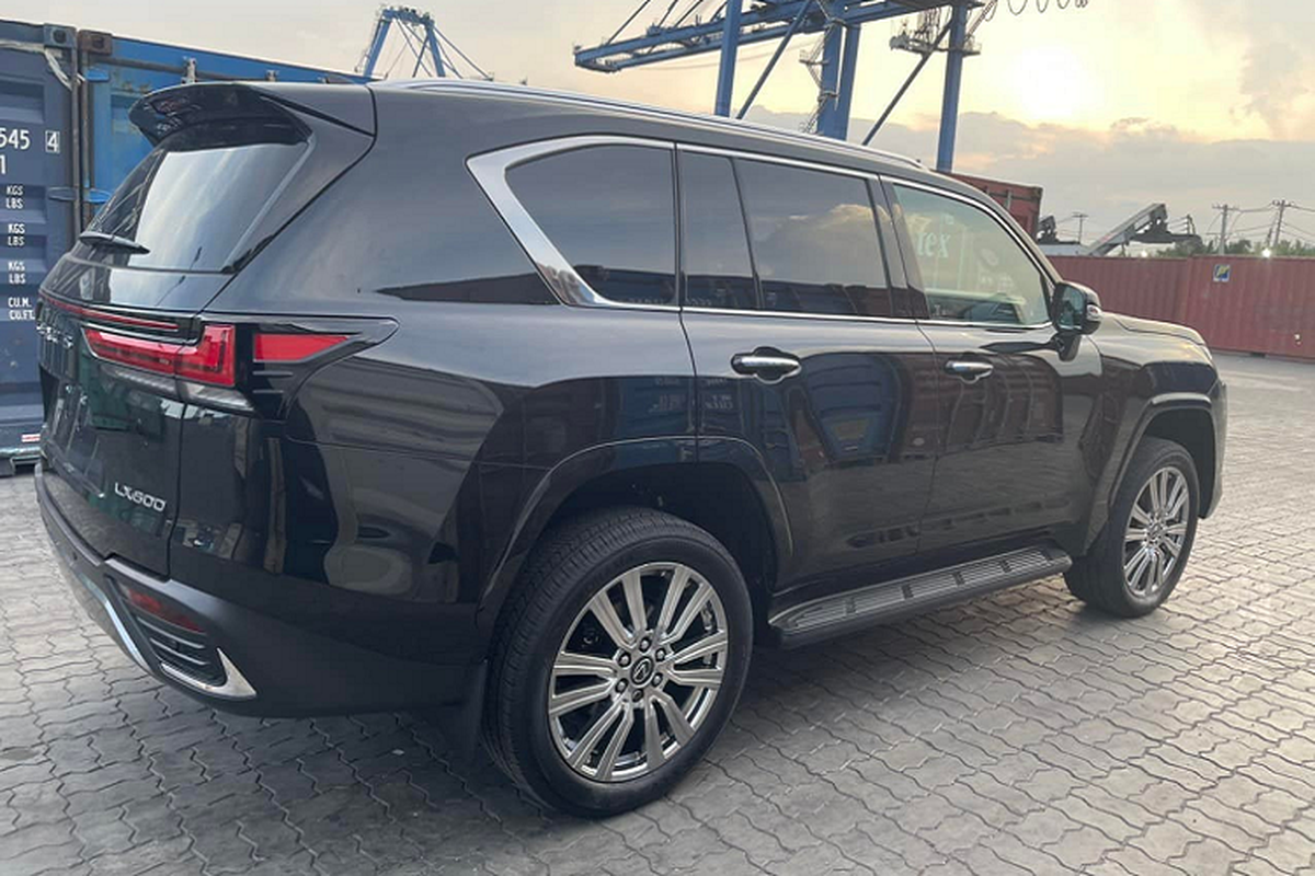 Tan thay SUV hang sang Lexus LX600 2022 hon 13 ty tai Viet Nam-Hinh-2