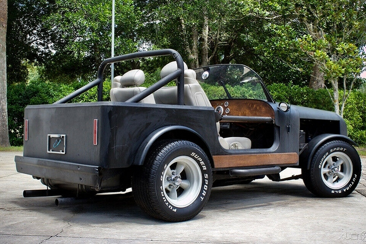 Jeep Wrangler 1988 “thay tim” Ford V8 ban chi hon 400 trieu dong-Hinh-6