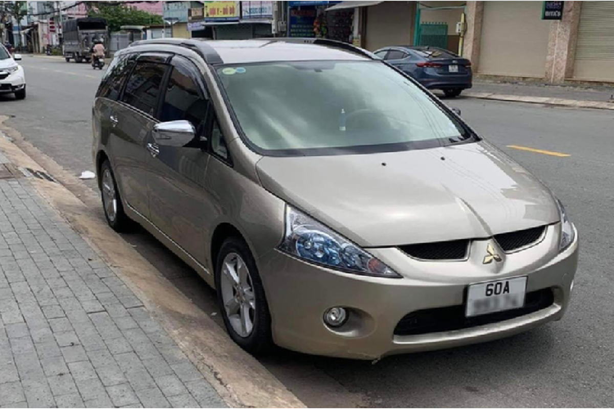 Mitsubishi Grandis chay hon 100.000km, rao ban hon 300 trieu o Dong Nai-Hinh-7