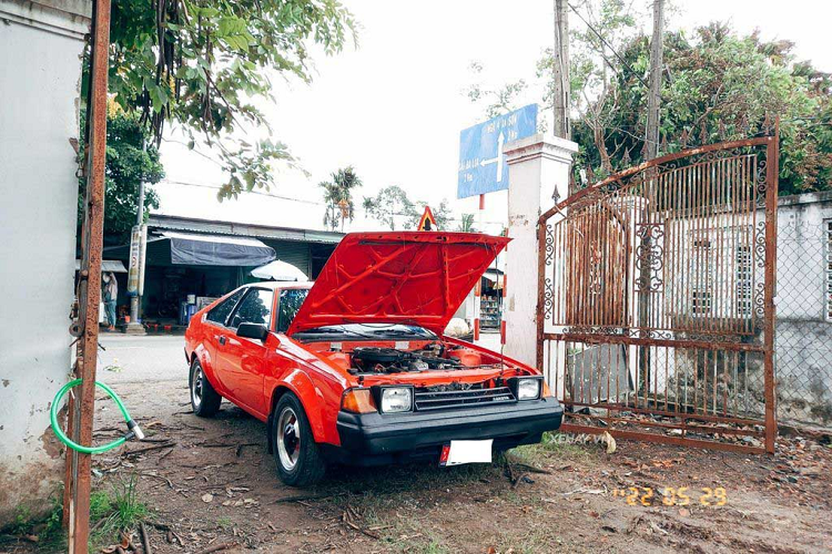 Can canh Toyota Celica GTS 1983 