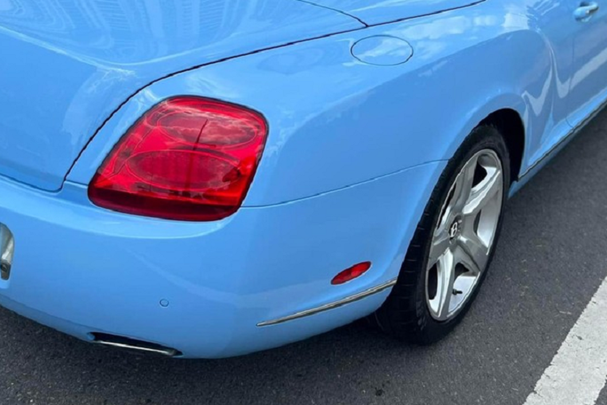 “Hoa hau gia” Bentley Continental GTC hon 15 tuoi, ban 3 ty o Ha Noi-Hinh-5