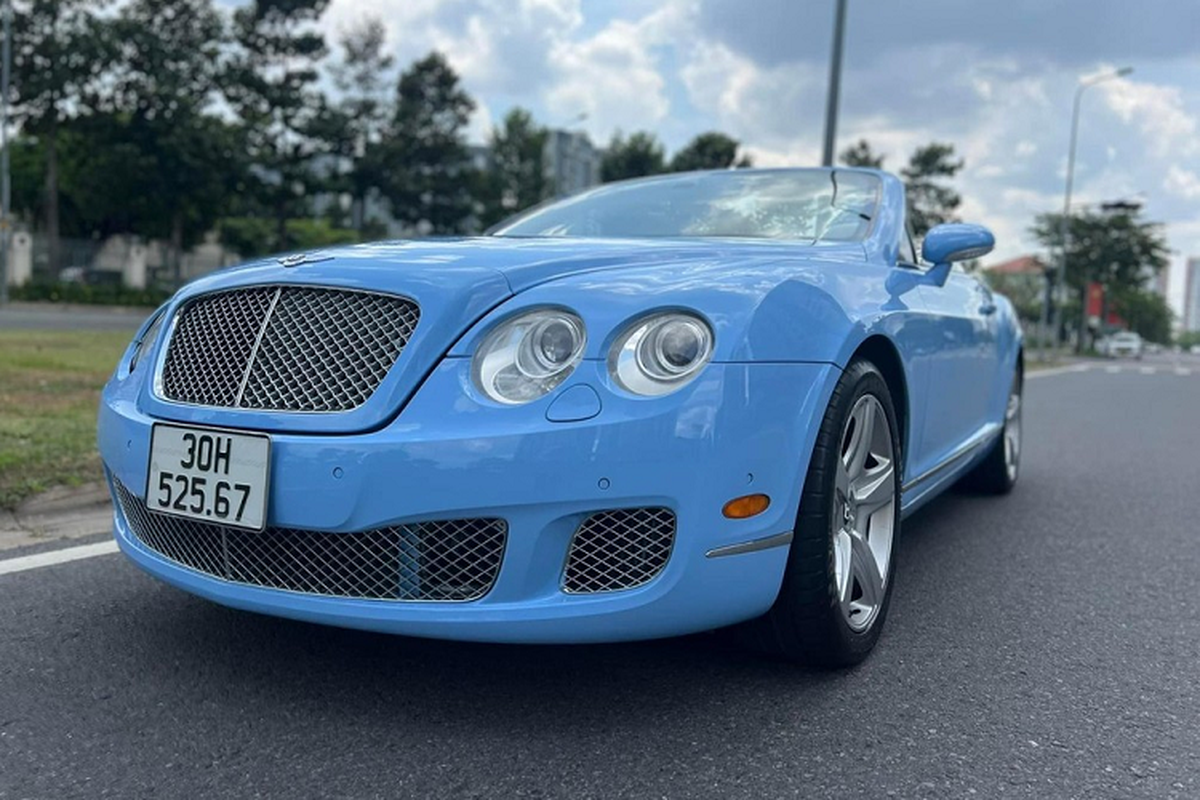 “Hoa hau gia” Bentley Continental GTC hon 15 tuoi, ban 3 ty o Ha Noi